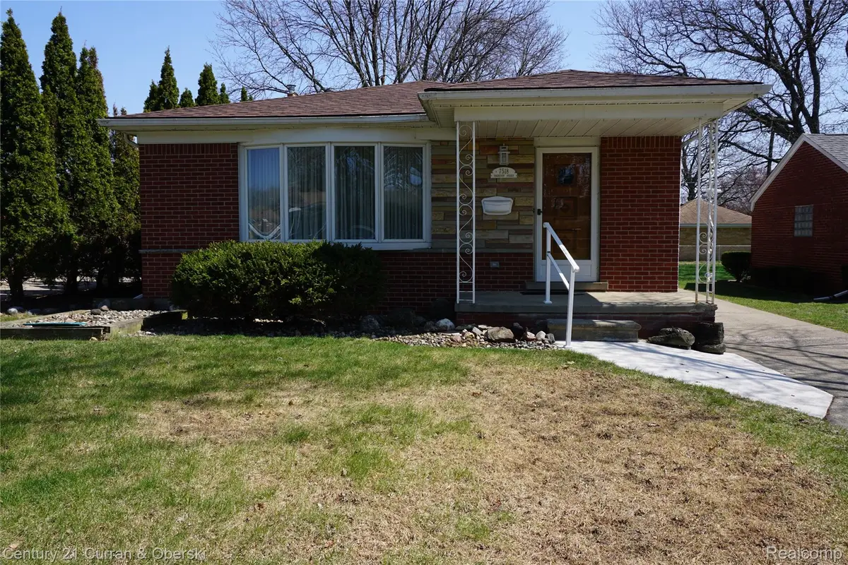 7518 Highview Street, Dearborn Heights, MI 48127 - #1