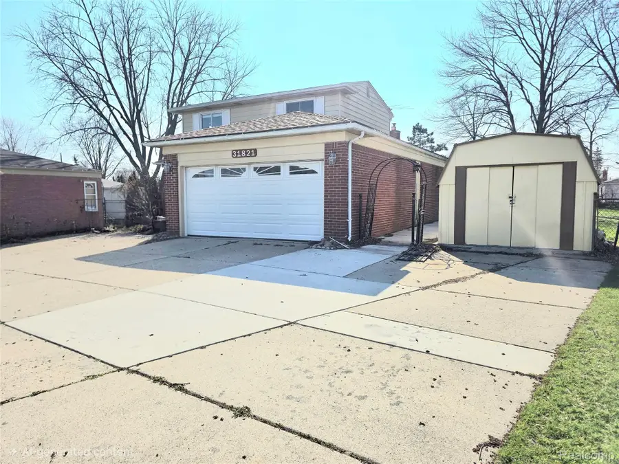 31821 Beechwood Drive, Warren, MI 48088 - #2