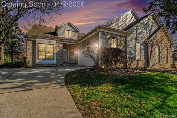 39700 Muirfield Lane, Northville, MI 48168