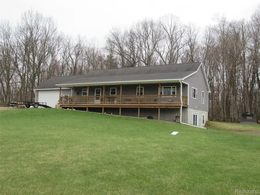 2800 Meadowdale Road, Metamora, MI 48455 - #2