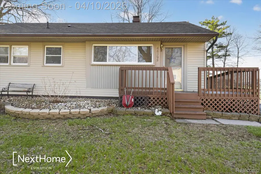 46295 Chatsworth Drive, Van Buren, MI 48111 - #2