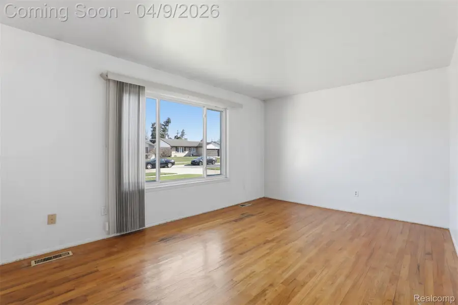 32967 Hampshire Street, Westland, MI 48185 - #3