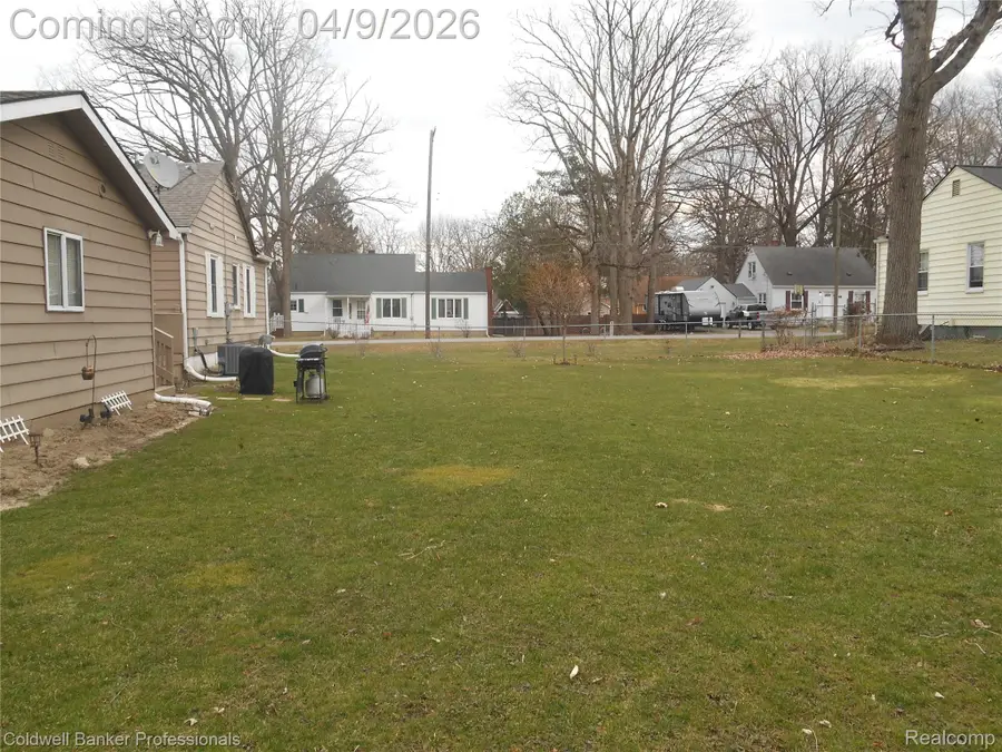 1454 Merle Avenue, Burton, MI 48509 - #3