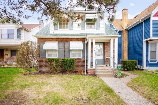 344 Oak Street, Wyandotte, MI 48192