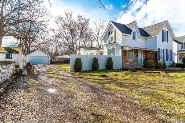 825 N Main Street, Lapeer, MI 48446