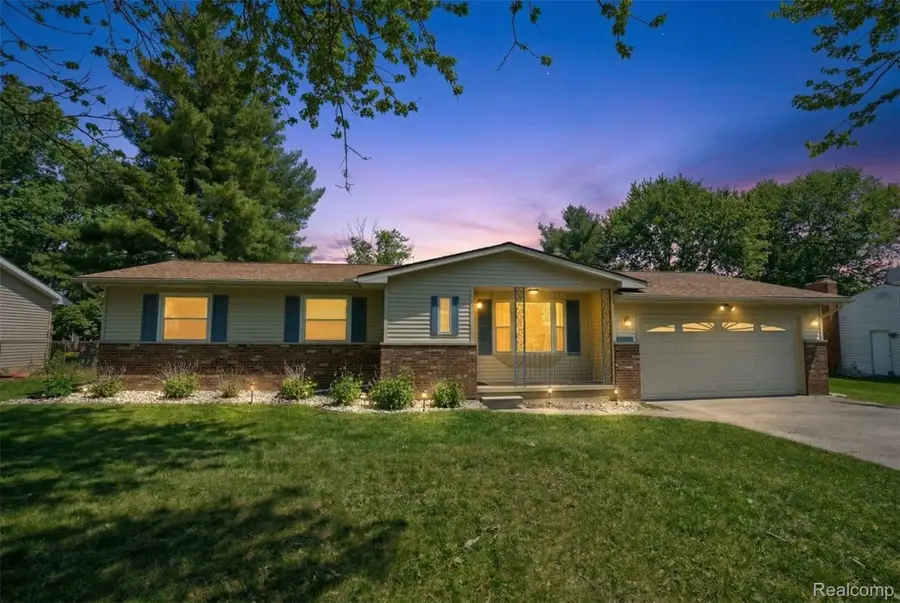 5411 Squire Lane, Flint, MI 48506 - #3