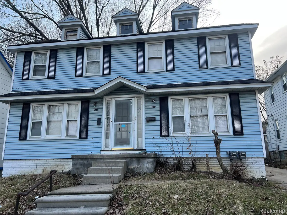 121 Jones Street, Mount Clemens, MI 48043 - #1