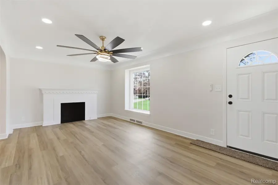 4384 Grayton Street, Detroit, MI 48224 - #3