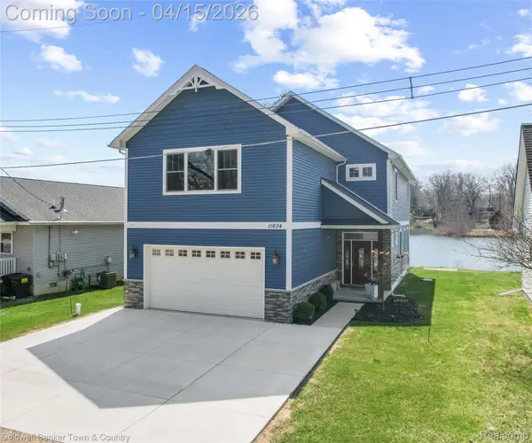 11634 Island Court, Hartland, MI 48353