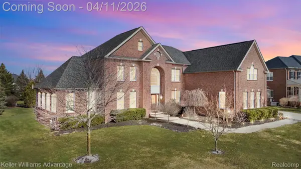 24936 Hadlock Drive, Novi, MI 48374