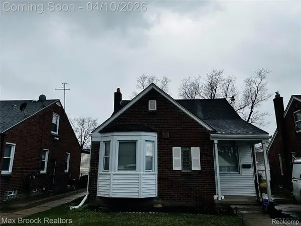 19469 Whitcomb Street, Detroit, MI 48235