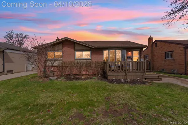 32700 Grandview Avenue, Westland, MI 48186