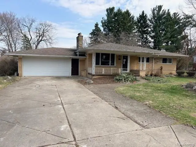 421 Nesbit Lane, Rochester Hills, MI 48309 - #1