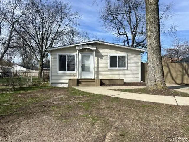 4024 Wenonah Lane, Waterford, MI 48328 - #2