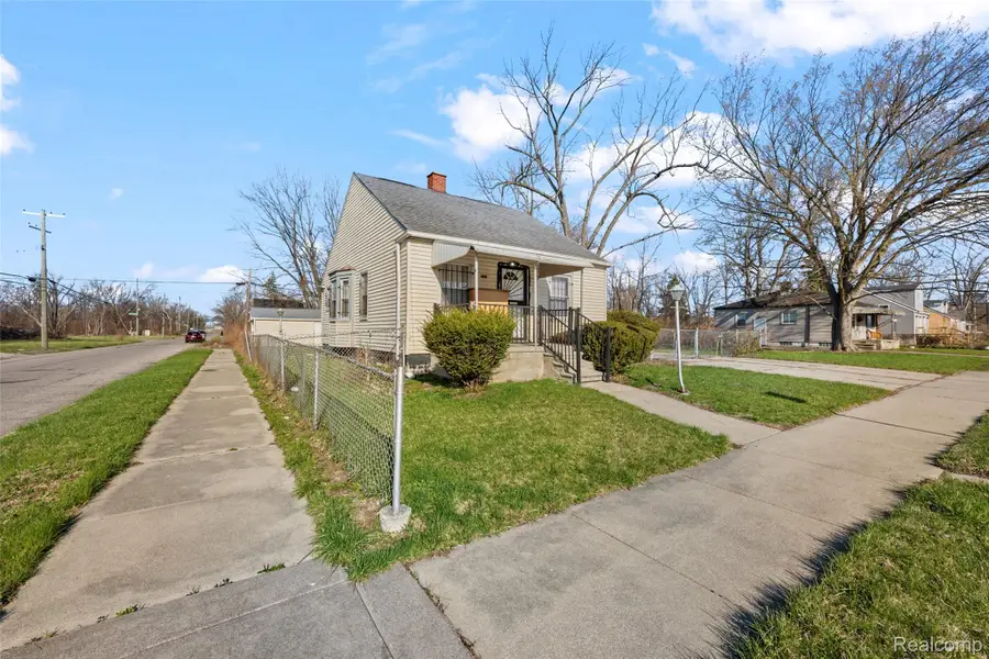 12203 Grandmont Avenue, Detroit, MI 48227 - #3