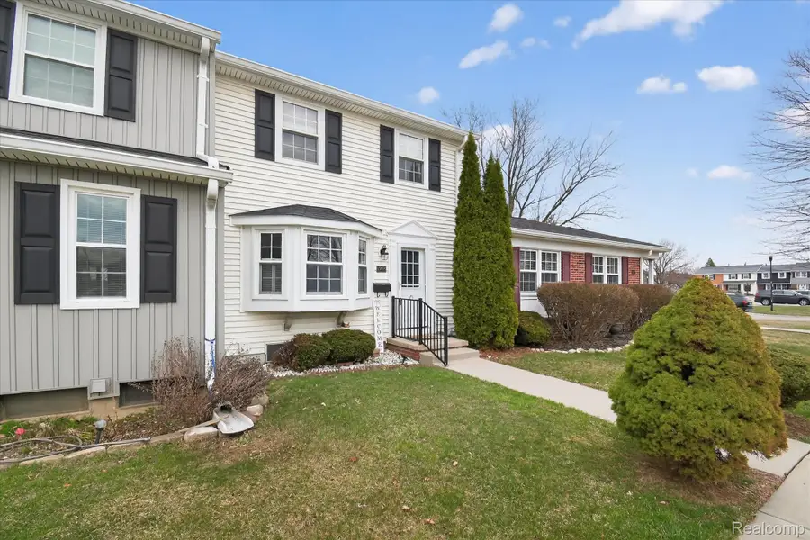 19555 Dartmouth Place, Northville, MI 48167 - #2