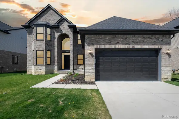 1843 Kirkton Drive, Troy, MI 48083