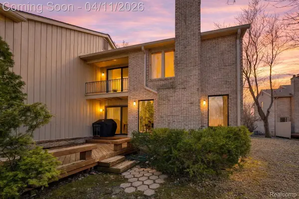 1157 Hillpointe Circle, BloomfieldHills, MI 48304