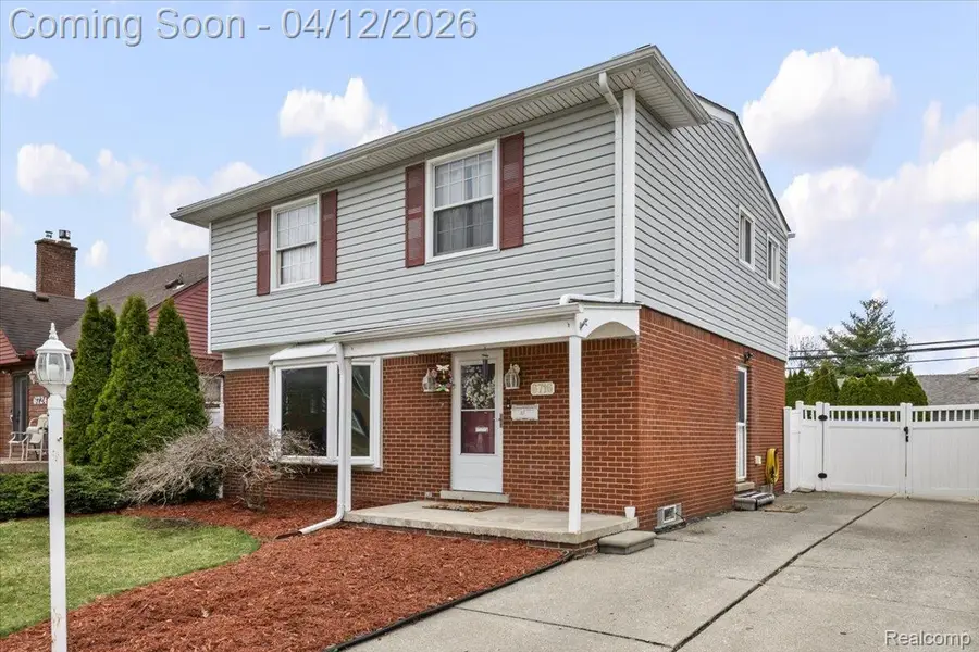 6716 Rosedale Boulevard, Allen Park, MI 48101 - #2