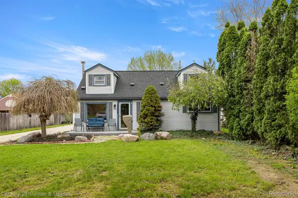 2985 Lafayette Drive, Trenton, MI 48183