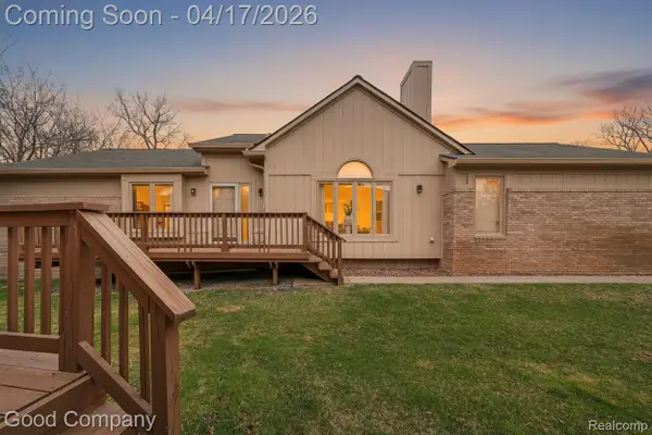 21650 River Ridge Trail, FarmingtonHills, MI 48335