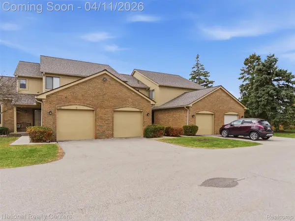 614 Tennyson, RochesterHills, MI 48307