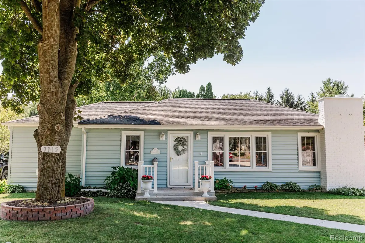 1115 Kingston Avenue, Flint, MI 48507 - #1