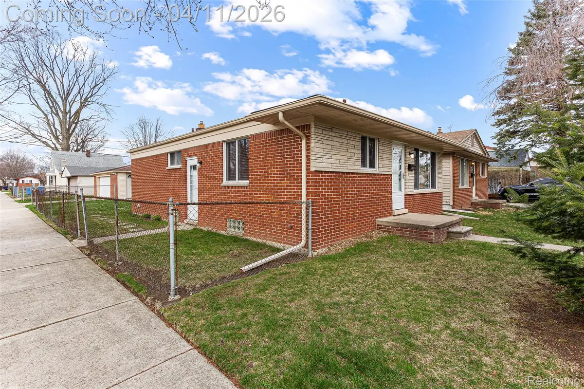 4012 Weddell Street, Dearborn Heights, MI 48125 - #1