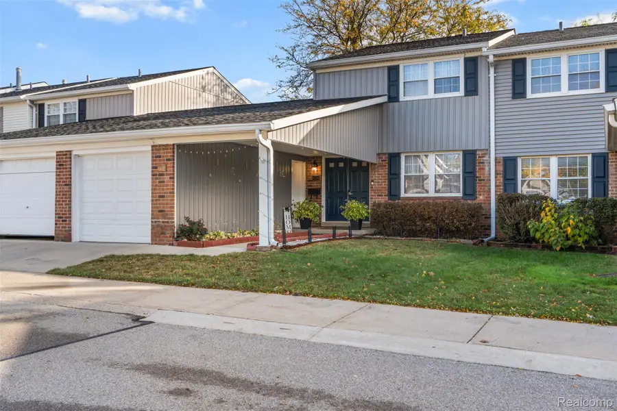 42258 Norwood Court, Northville, MI 48167 - #3