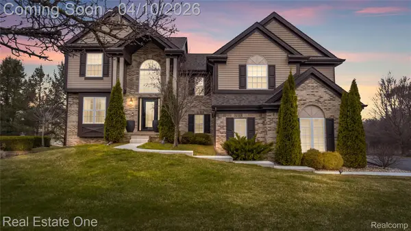 42756 Winding Pond Trail, Belleville, MI 48111