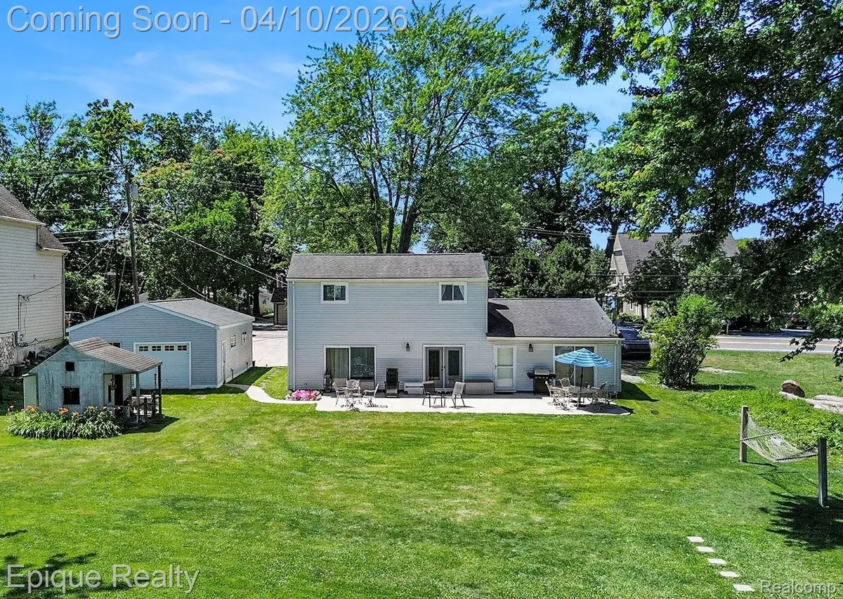 1990 Watkins Lake Road, Waterford, MI 48328 - #1