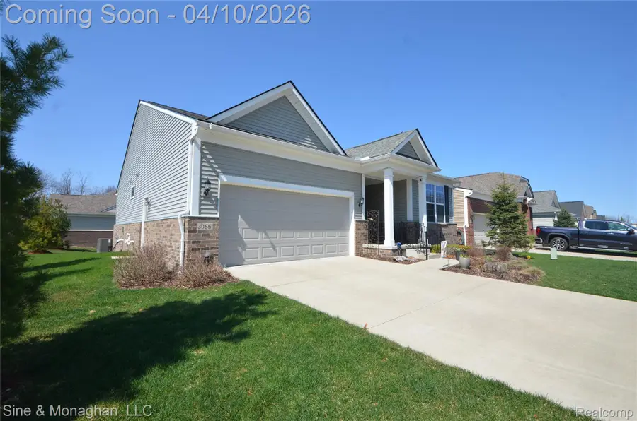 3055 Sumerlyn, Auburn Hills, MI 48326 - #2