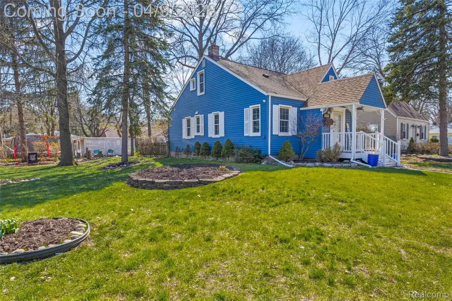 35541 Glenwood Road, Wayne, MI 48184 - #2