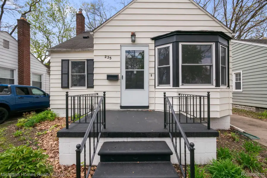 235 Flowerdale Street, Ferndale, MI 48220 - #2