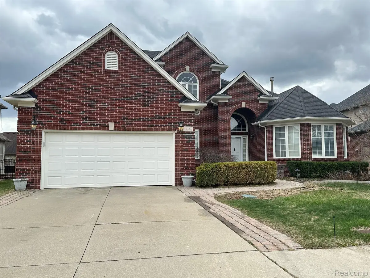 21642 Kendyl Court, Macomb, MI 48044 - #1