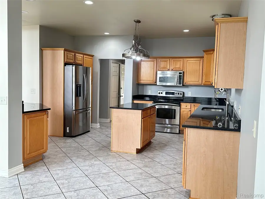 21642 Kendyl Court, Macomb, MI 48044 - #2