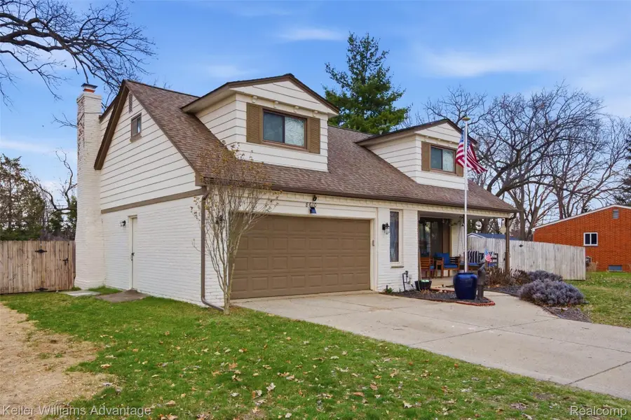 8610 Buffalo Drive, Commerce Township, MI 48382 - #3