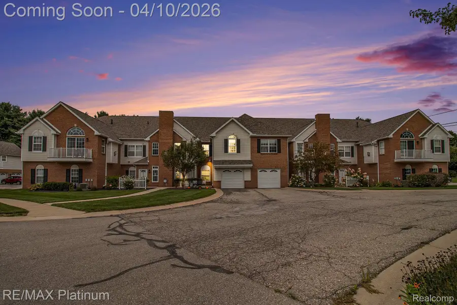 648 Olde English Circle, Howell, MI 48855 - #2