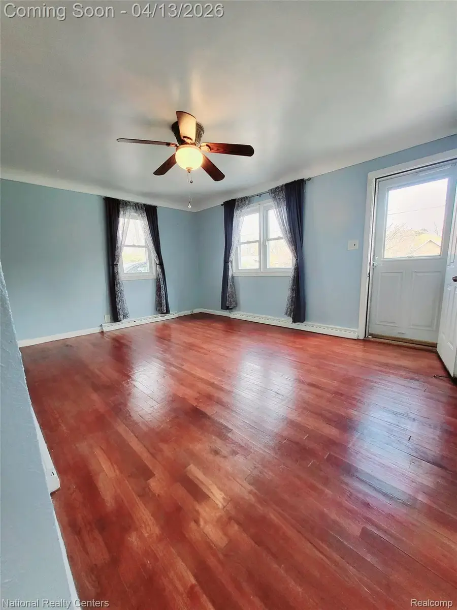 3291 Drexel Avenue, Flint, MI 48506 - #3