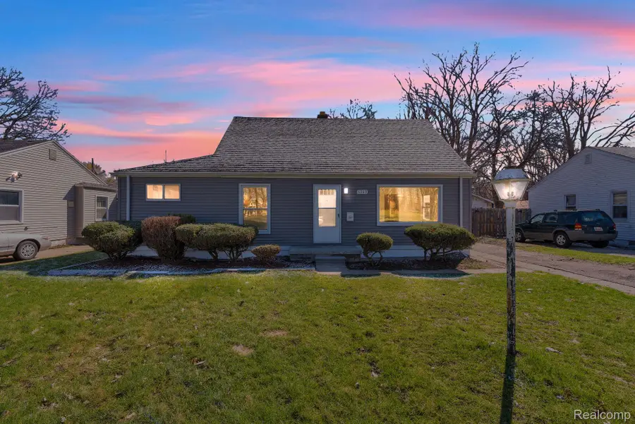 6243 Hunt Street, Romulus, MI 48174 - #3