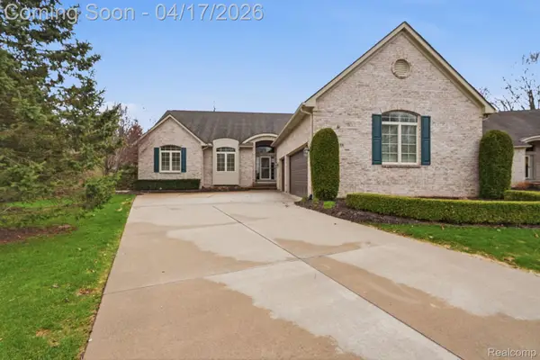 25228 Sutton Court, Novi, MI 48374