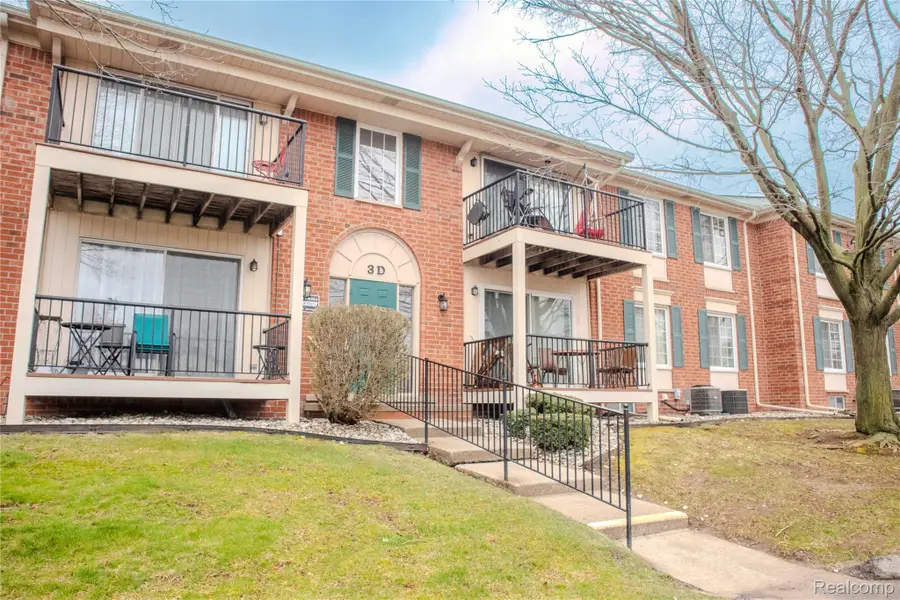 12025 Ina Drive #98, Sterling Heights, MI 48312 - #2