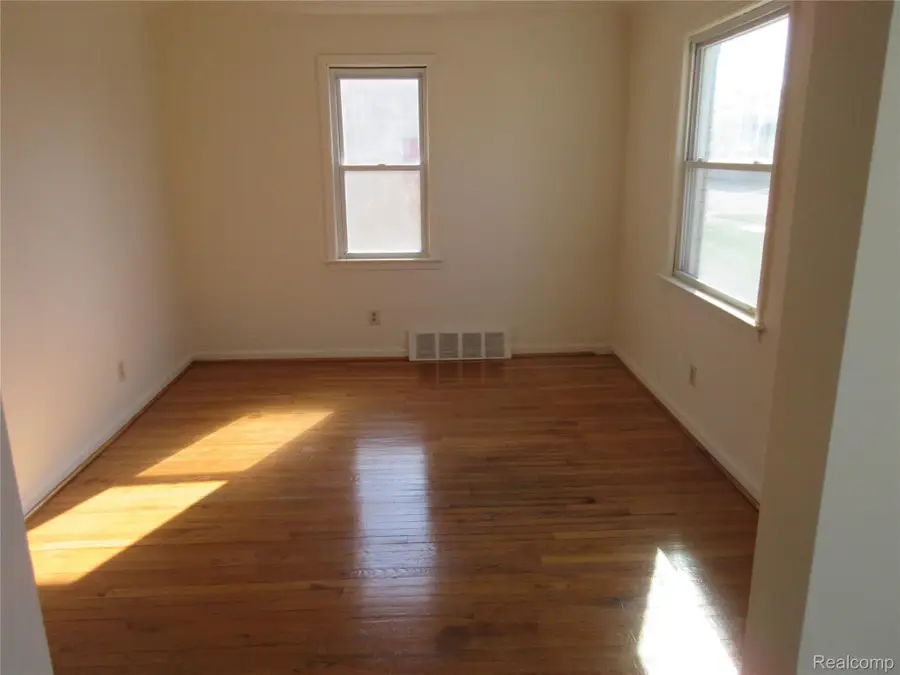 13477 Vernon Avenue, Warren, MI 48089 - #3