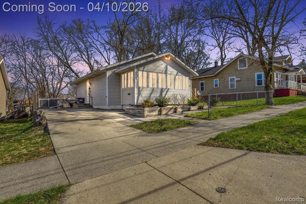 339 Brown Street Sw, Grand Rapids, MI 49507 - #1