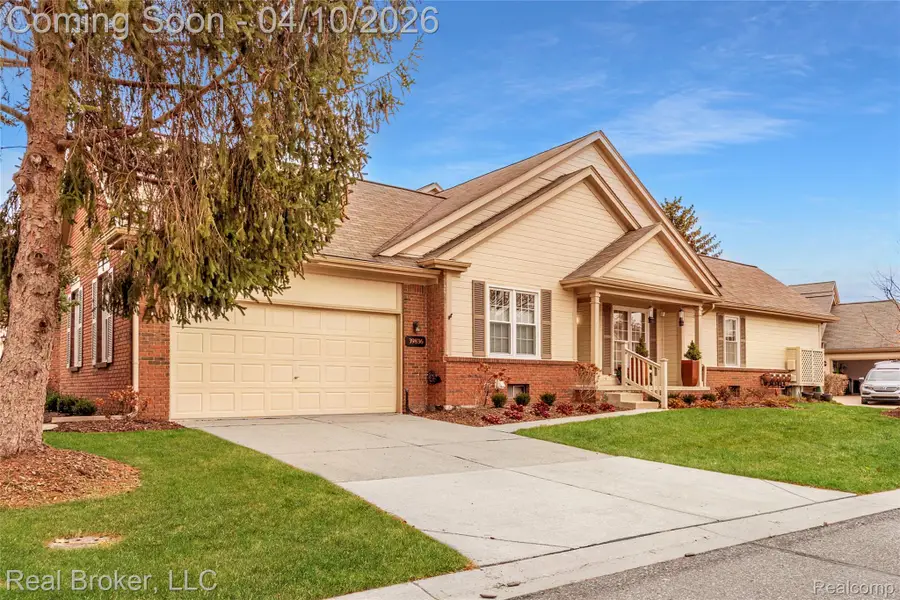 39836 Eagle Trace Drive, Northville, MI 48168 - #2