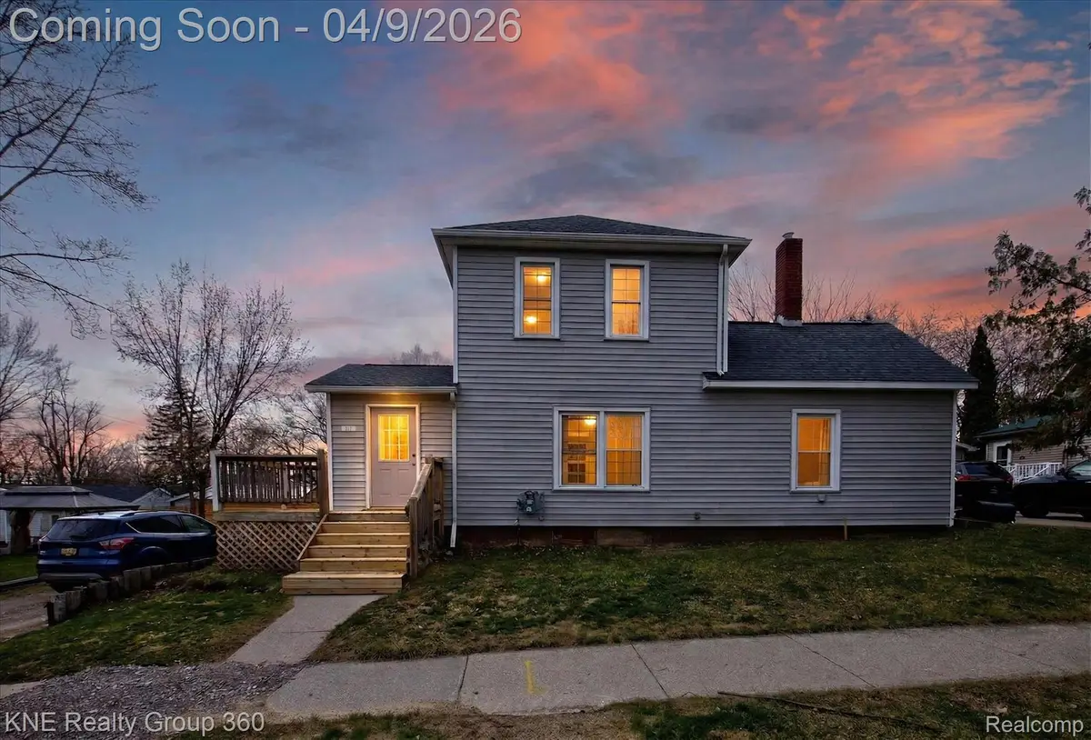 217 Maple Avenue, Alma, MI 48801 - #1