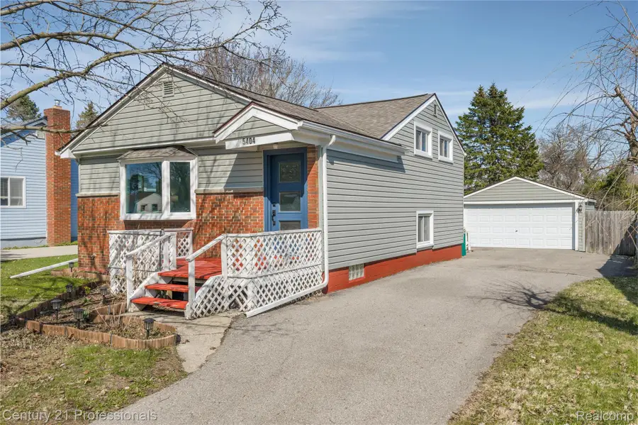 5404 Drayton Road, Clarkston, MI 48346 - #2