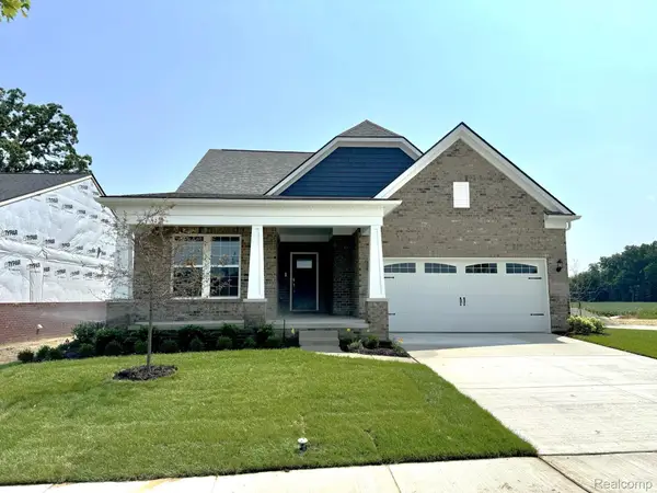 5675 Lewiston Road, Canton, MI 48188