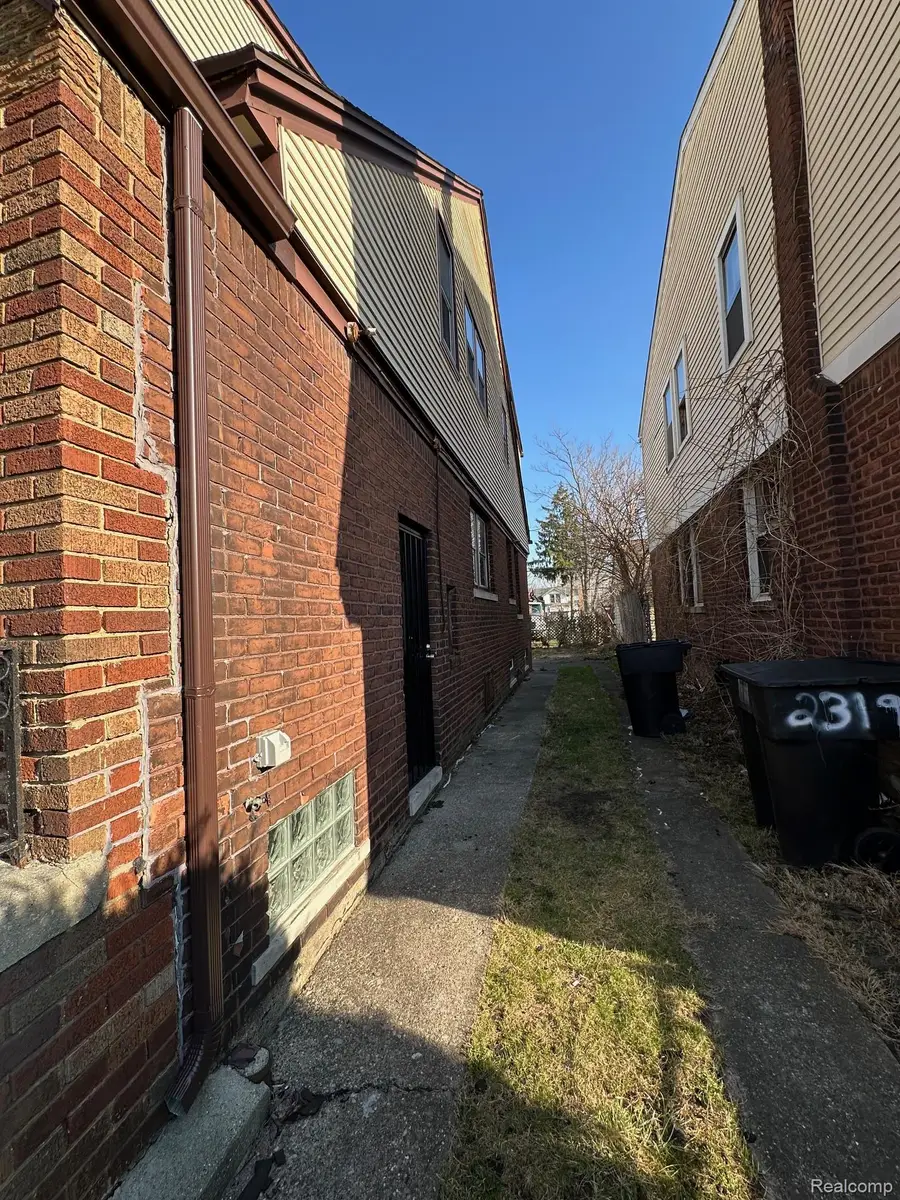 2319 Kendall Street, Detroit, MI 48238 - #2