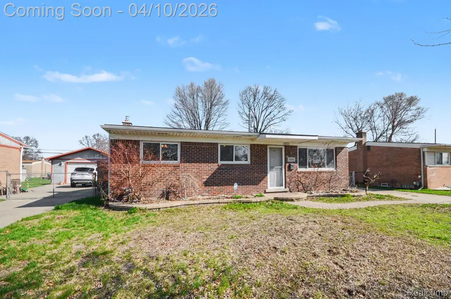 34330 Florence Avenue, Westland, MI 48185 - #2